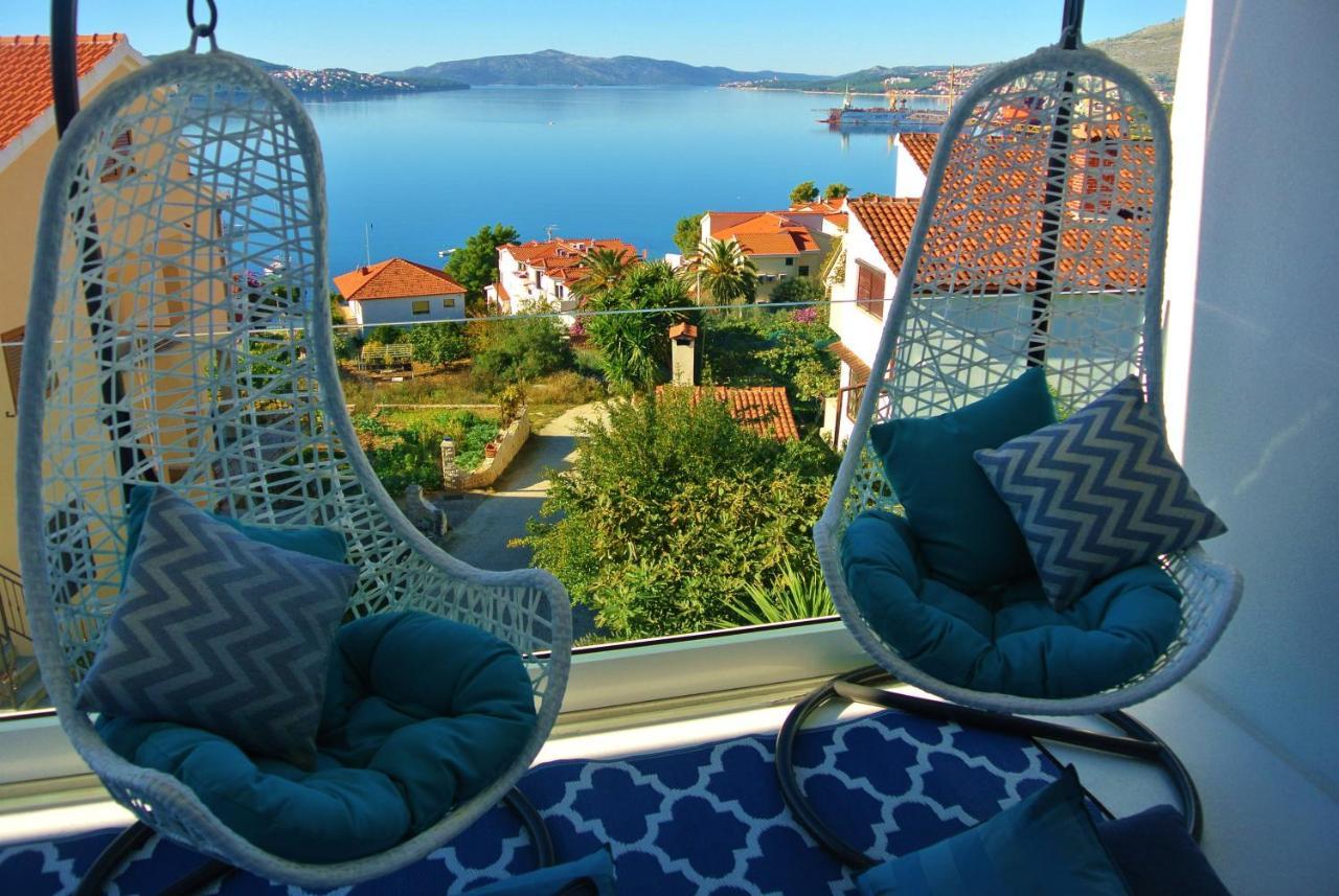Seaside Villa With Private Pool Home By The Sea - Villa Trogir Eksteriør billede